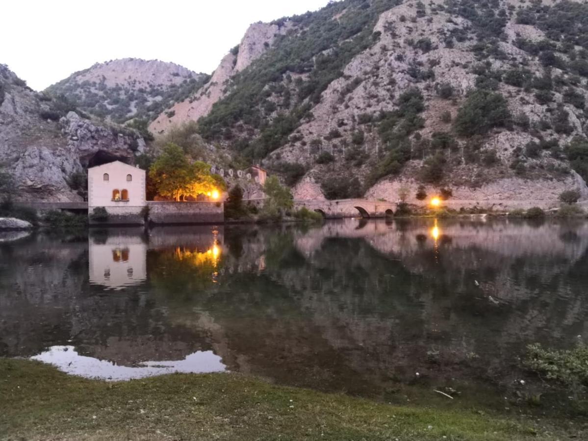 La Casetta Di Anna Villalago Εξωτερικό φωτογραφία