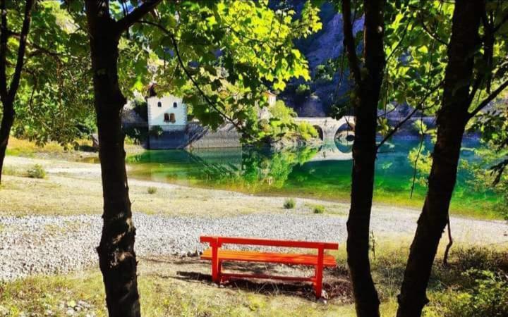 La Casetta Di Anna Villalago Εξωτερικό φωτογραφία